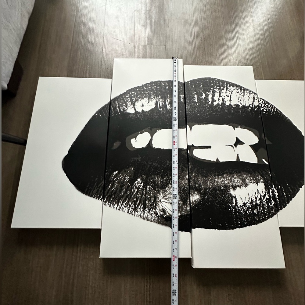 Lip Canvas Wall Art 4-Piece - Picture 2 of 3